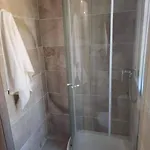 Spacious 3br Retreat, Near Beach, Pool & Gym Access Apartment *